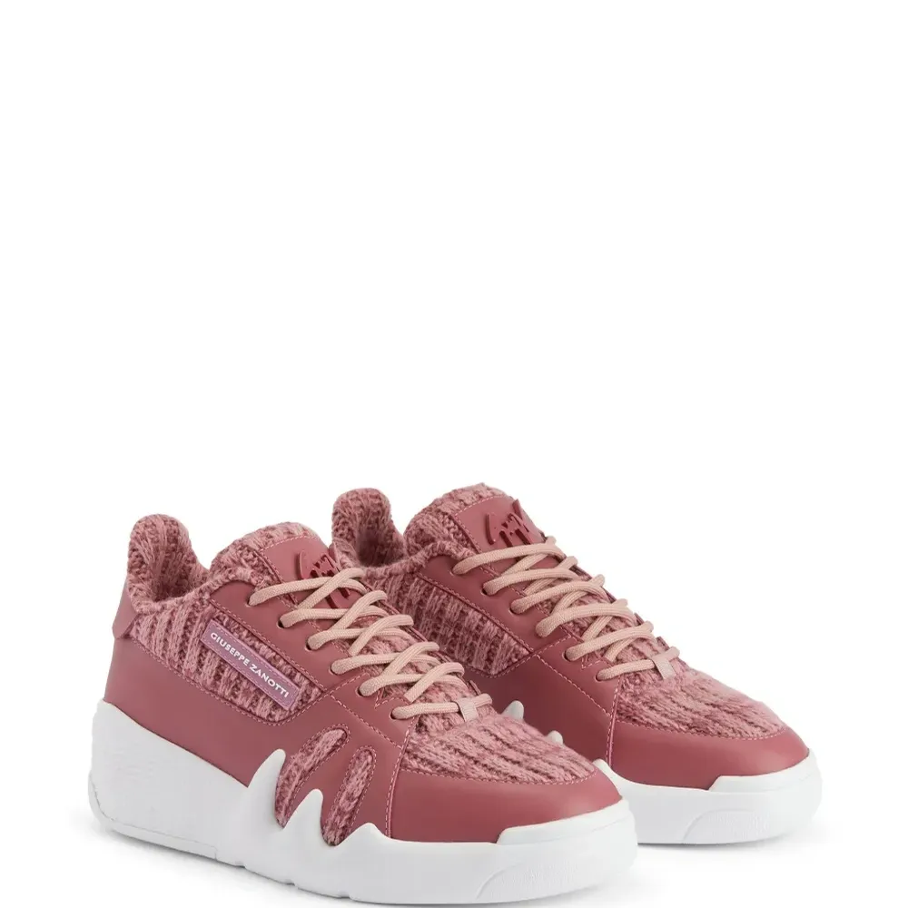 Кроссовки Talon с нашивкой-логотипом