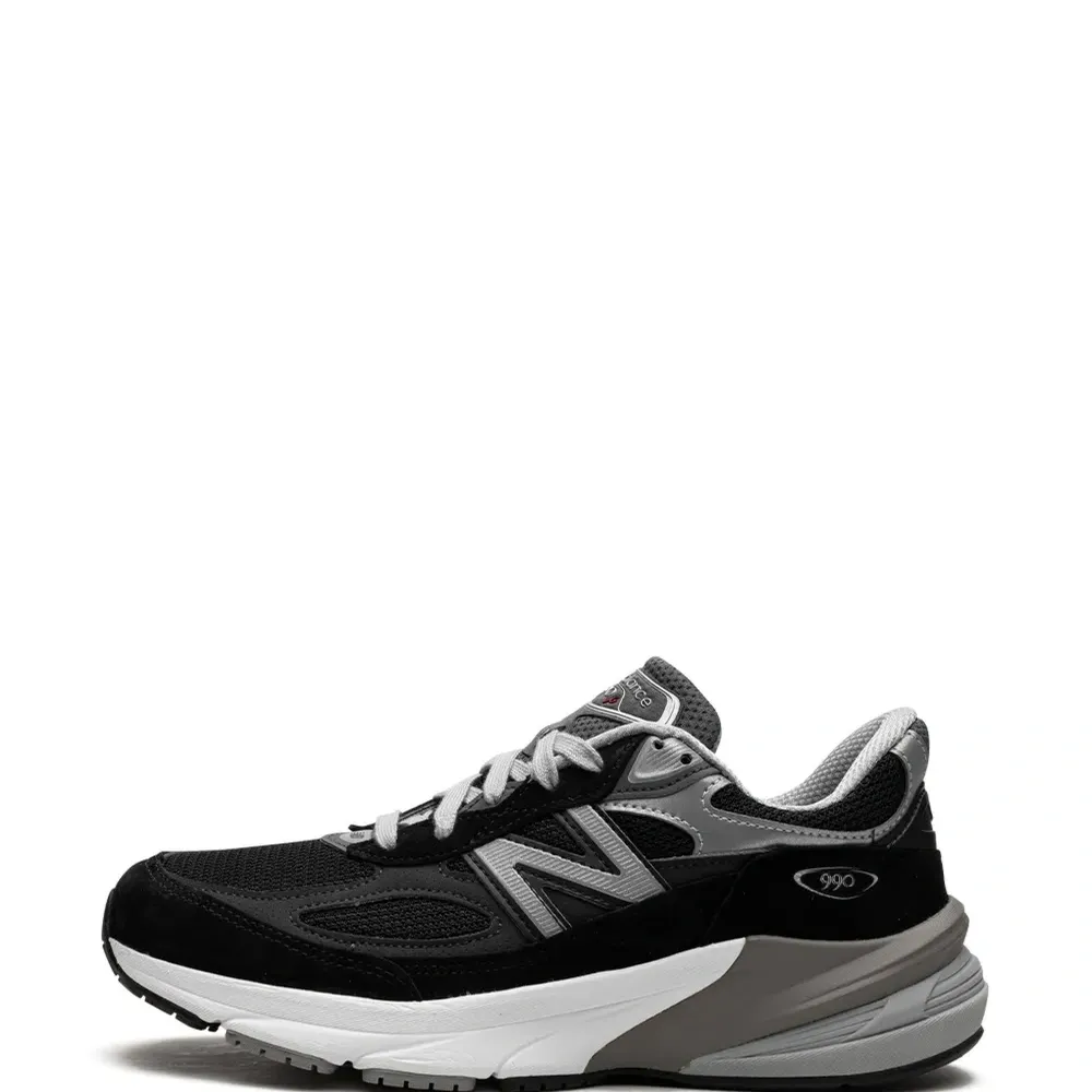 Кроссовки 990v6 Black/Silver