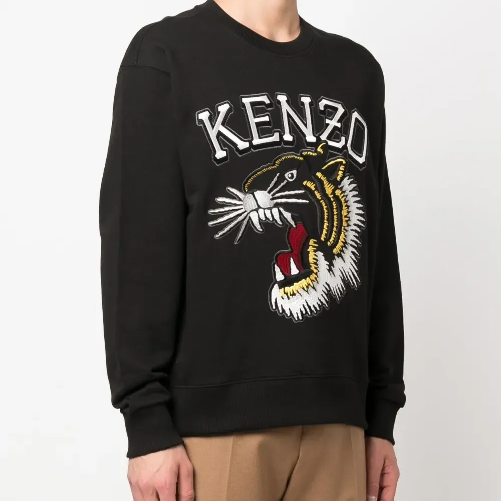 Толстовка с логотипом