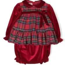 Комплект из топа и шортов Комплект из топа и шортов