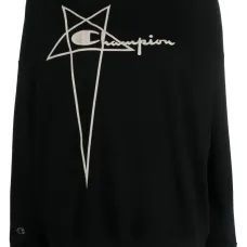 Толстовка с вышитым логотипом