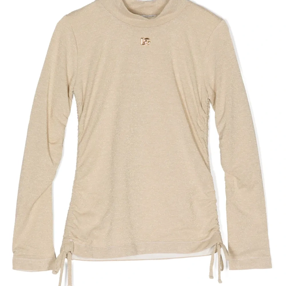 Футболка с кулиской и логотипом