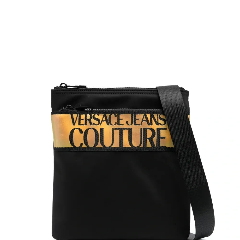 Сумка на плечо с логотипом