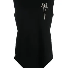 Топ с вышитым логотипом