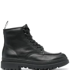 Ботинки на шнуровке