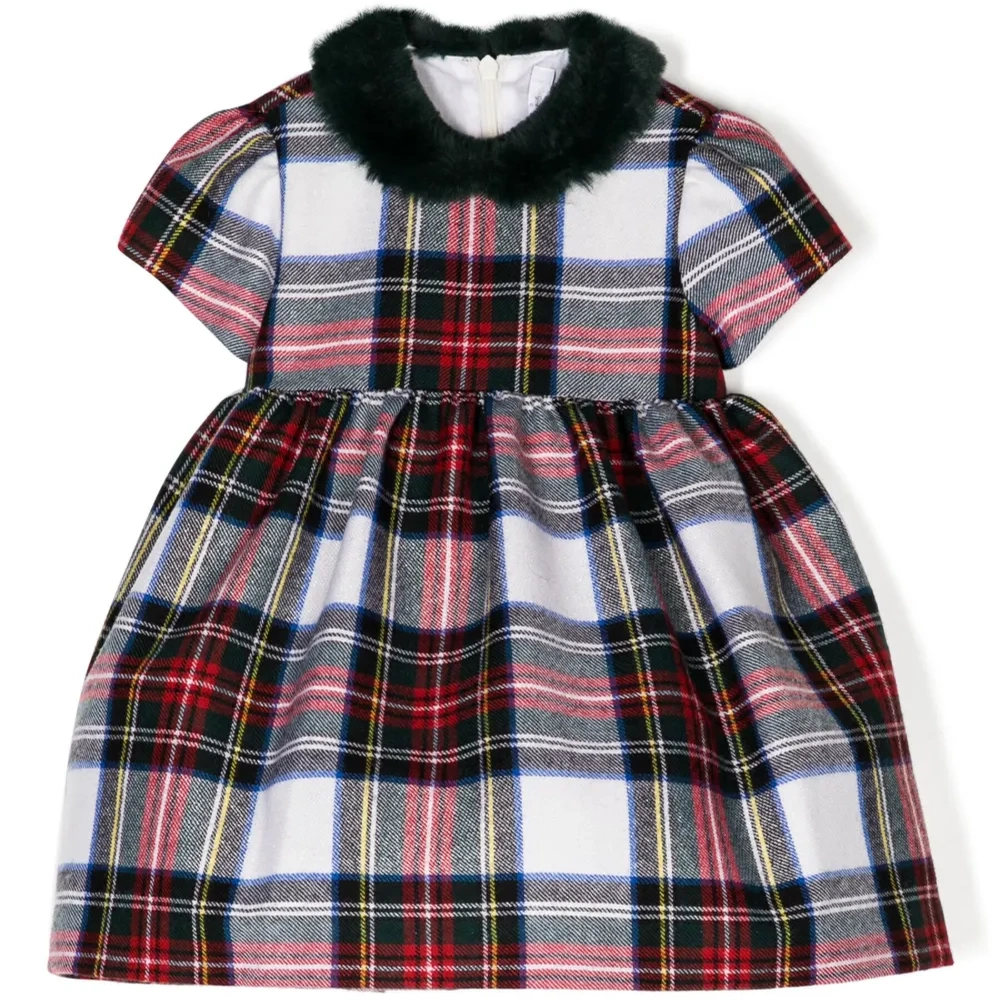 Клетчатое платье с воротником из искусственного меха