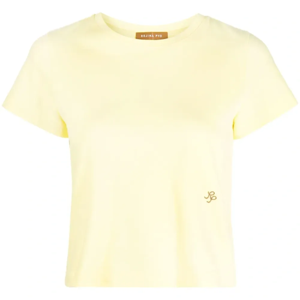 Укороченная футболка