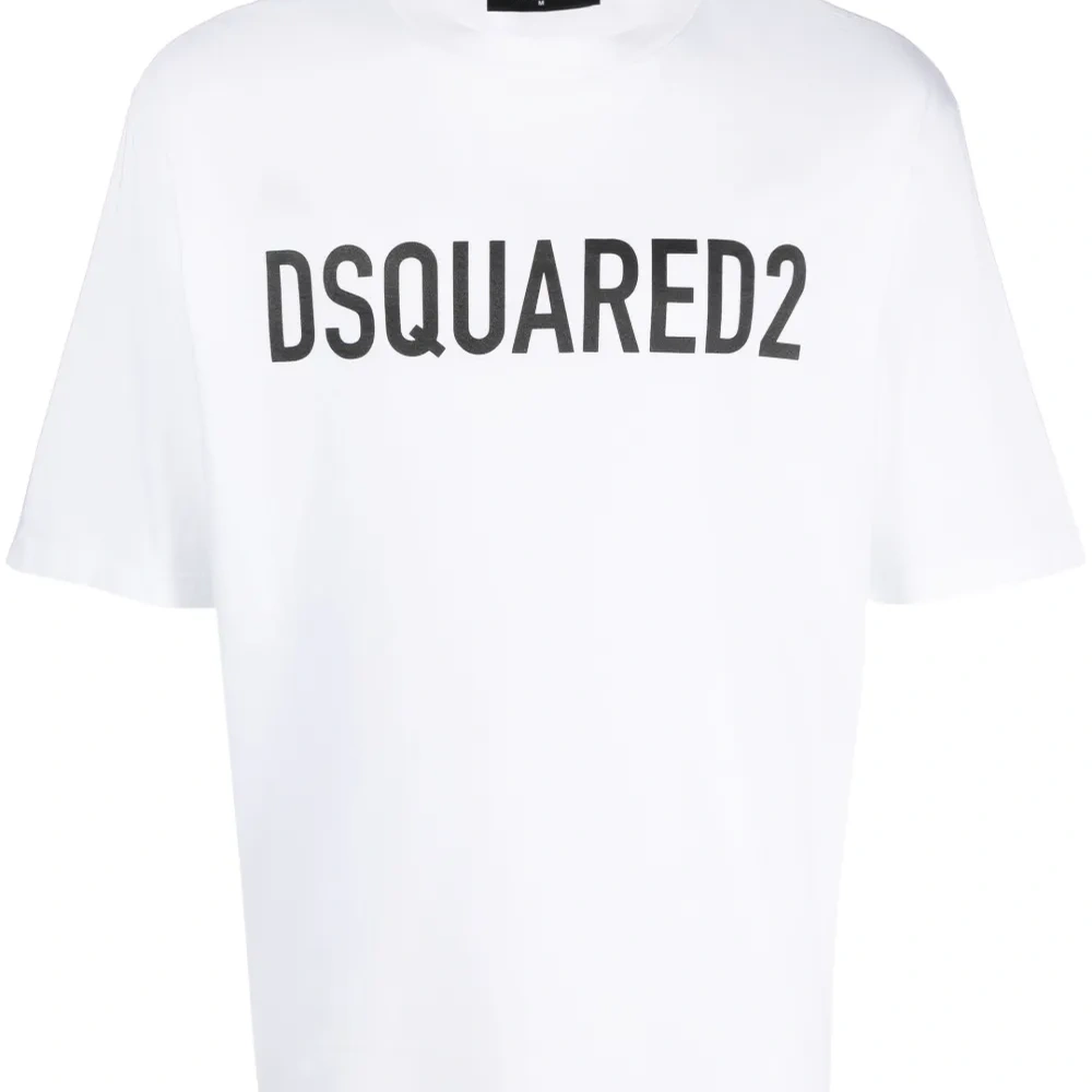 Футболка с логотипом Футболка с логотипом