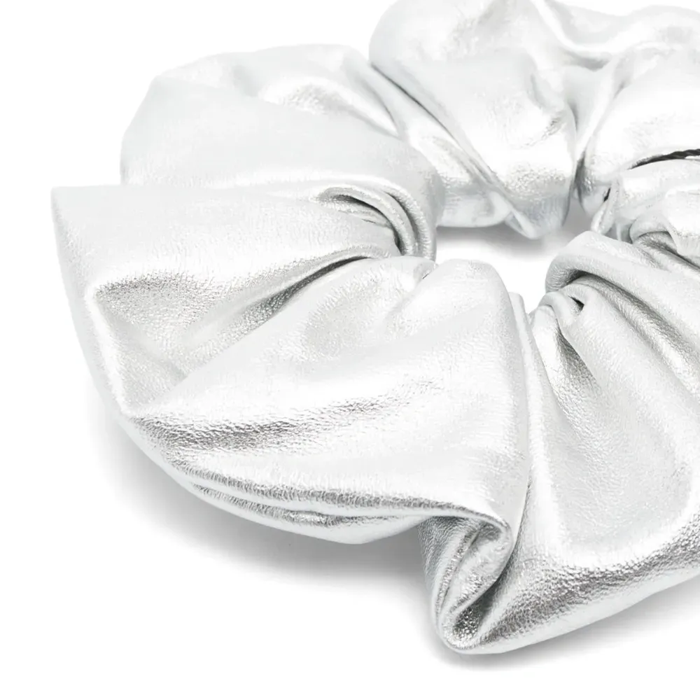 Кожаная резинка для волос с эффектом металлик