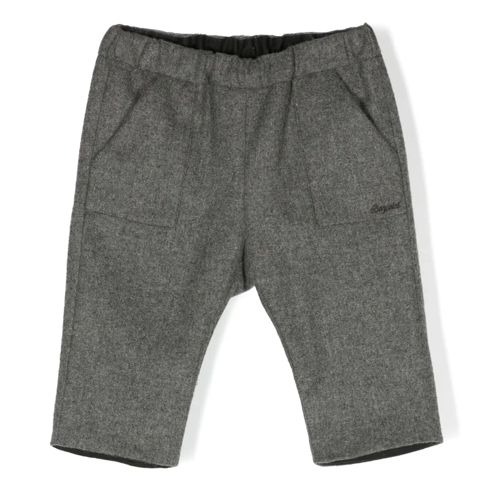 Джинсы с вышитым логотипом