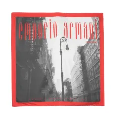 Шелковый платок с фотопринтом Шелковый платок с фотопринтом