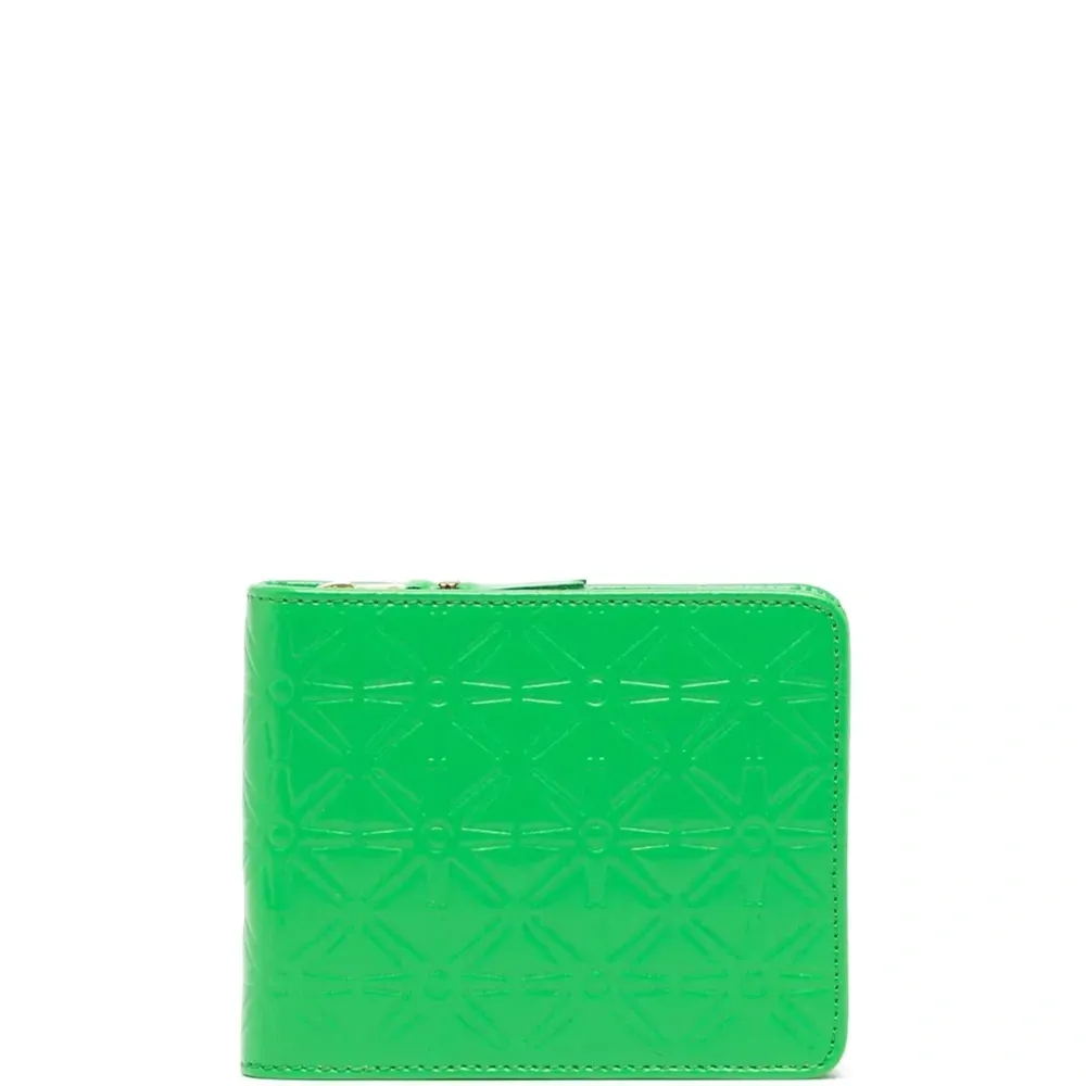 Кошелек с тиснением Кошелек с тиснением