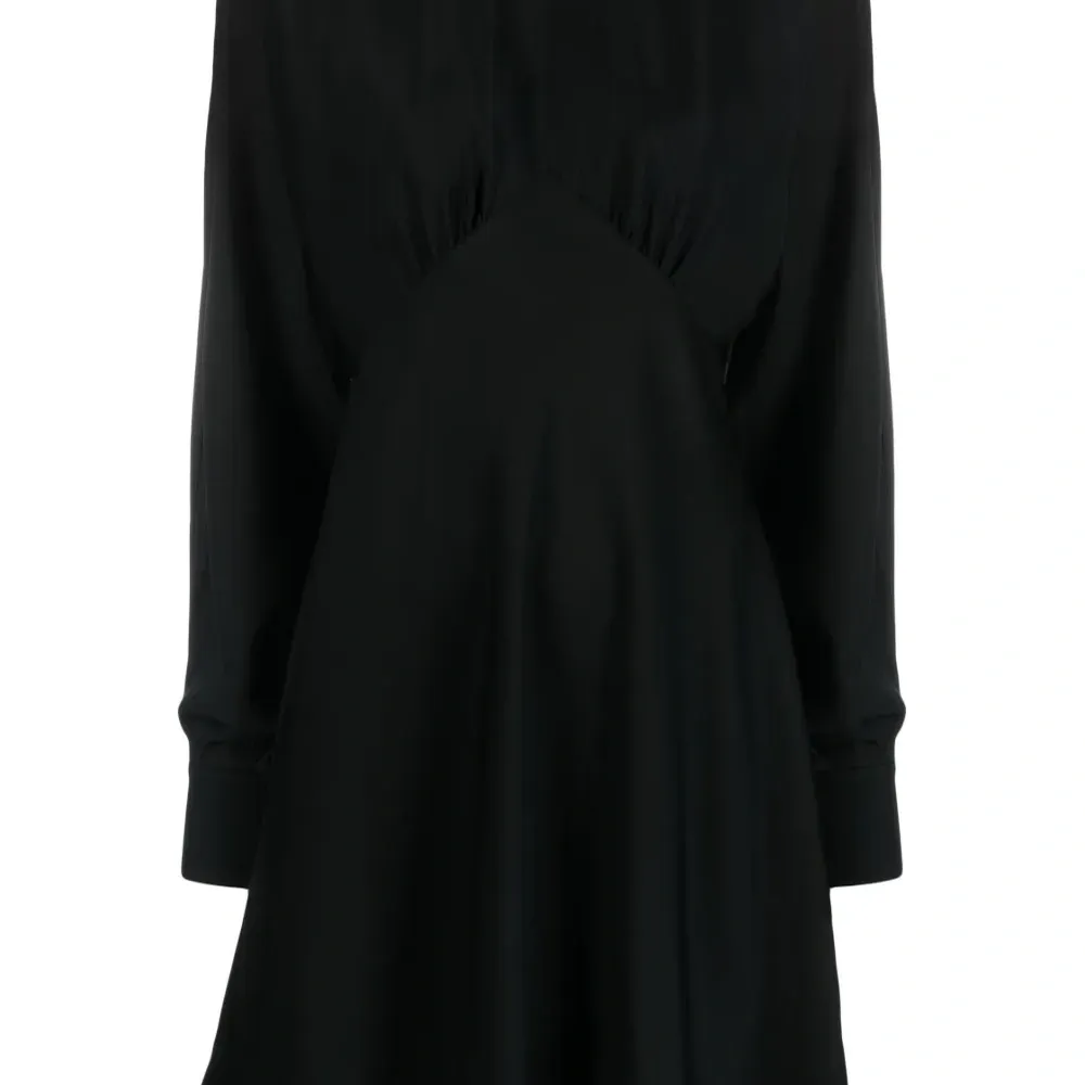 Атласное платье миди