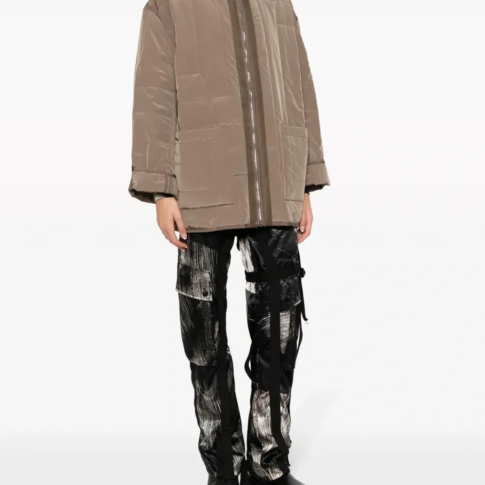 Парка Parisii на молнии Парка Parisii на молнии