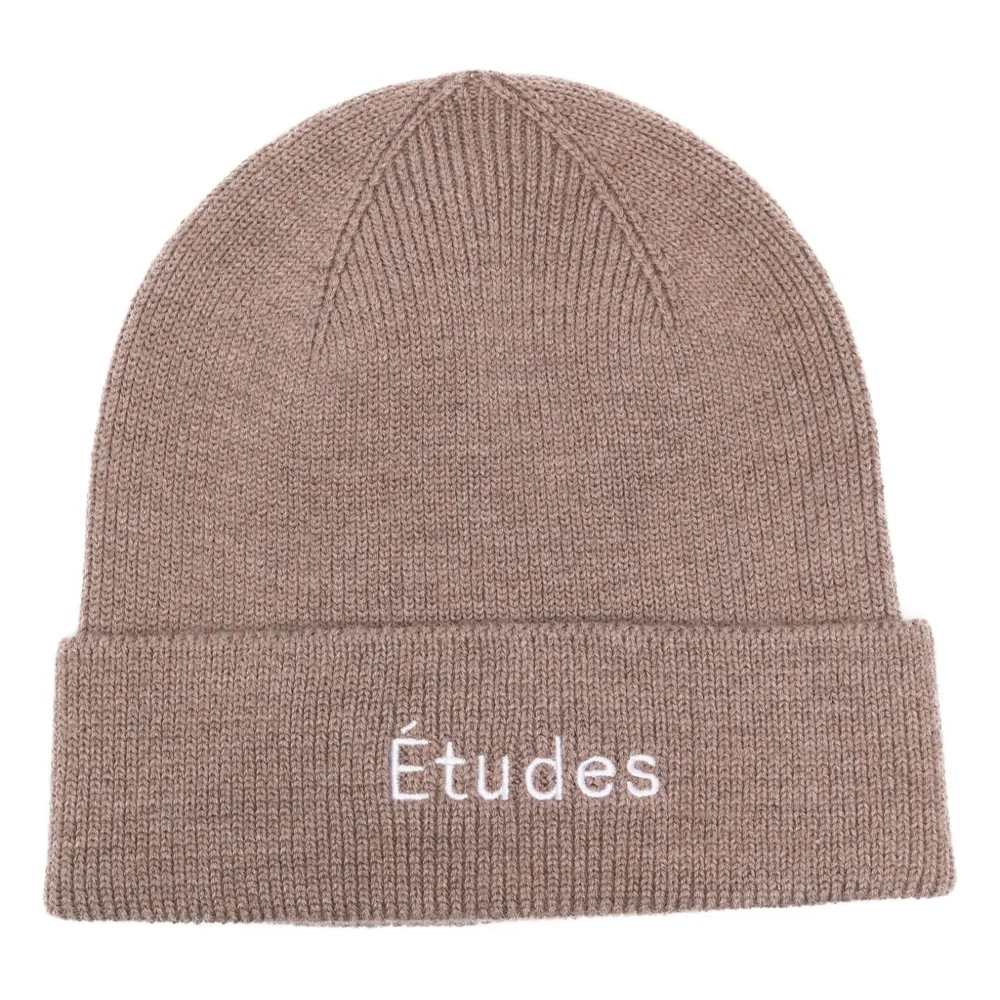 Шерстяная шапка бини с вышитым логотипом Шерстяная шапка бини с вышитым логотипом