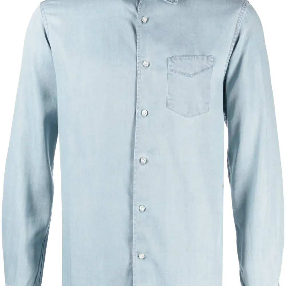 Рубашка на пуговицах