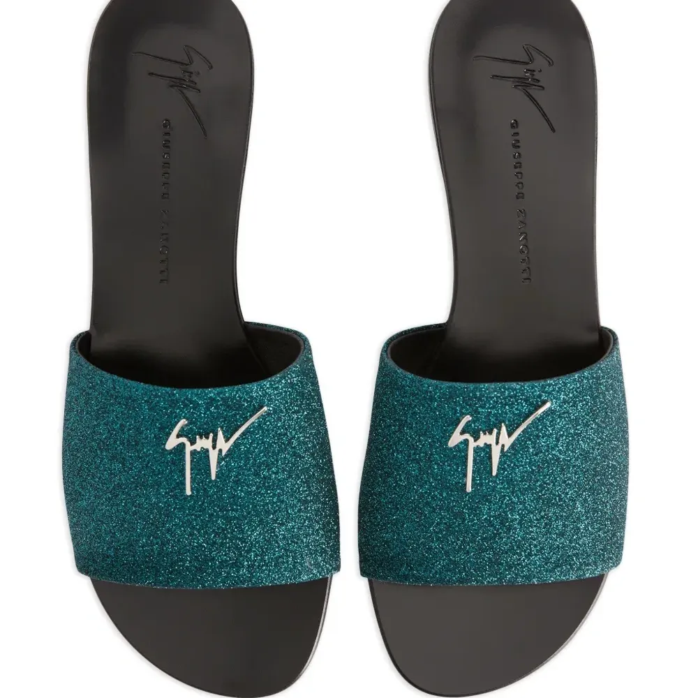 Шлепанцы Shirley с логотипом