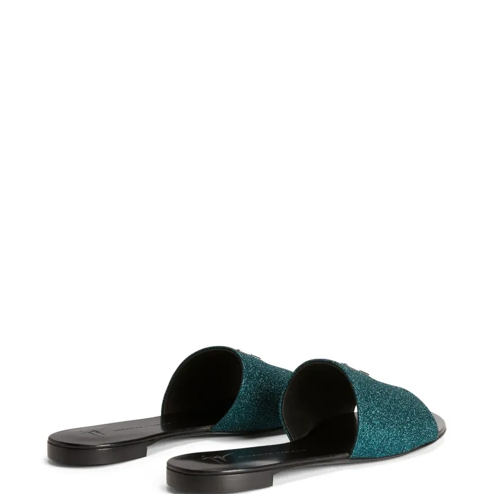 Шлепанцы Shirley с логотипом