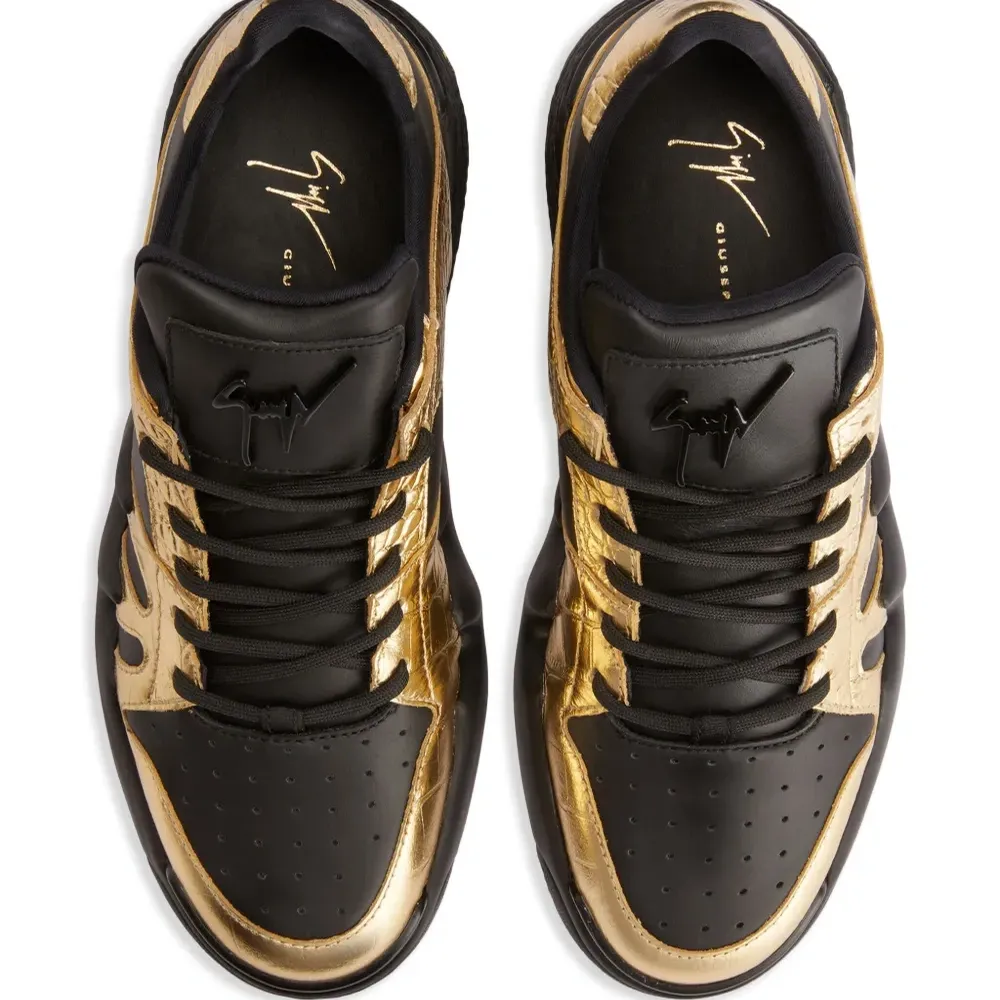 Кроссовки Talon на шнуровке