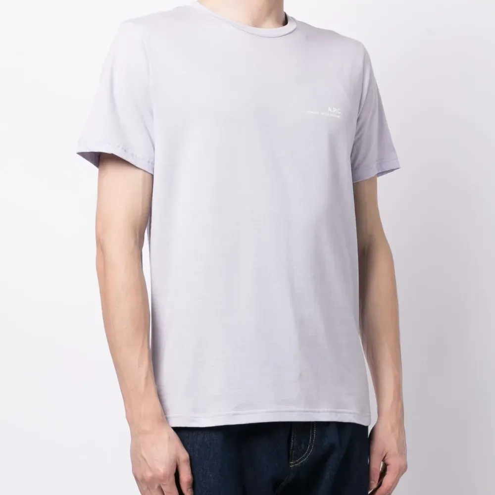 Футболка с логотипом