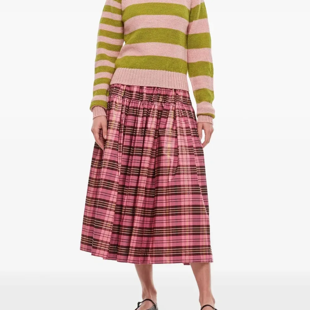 Полосатый свитер с рукавами реглан