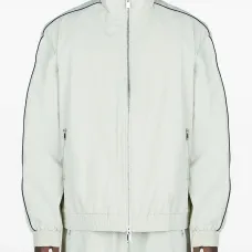 Спортивная куртка с окантовкой