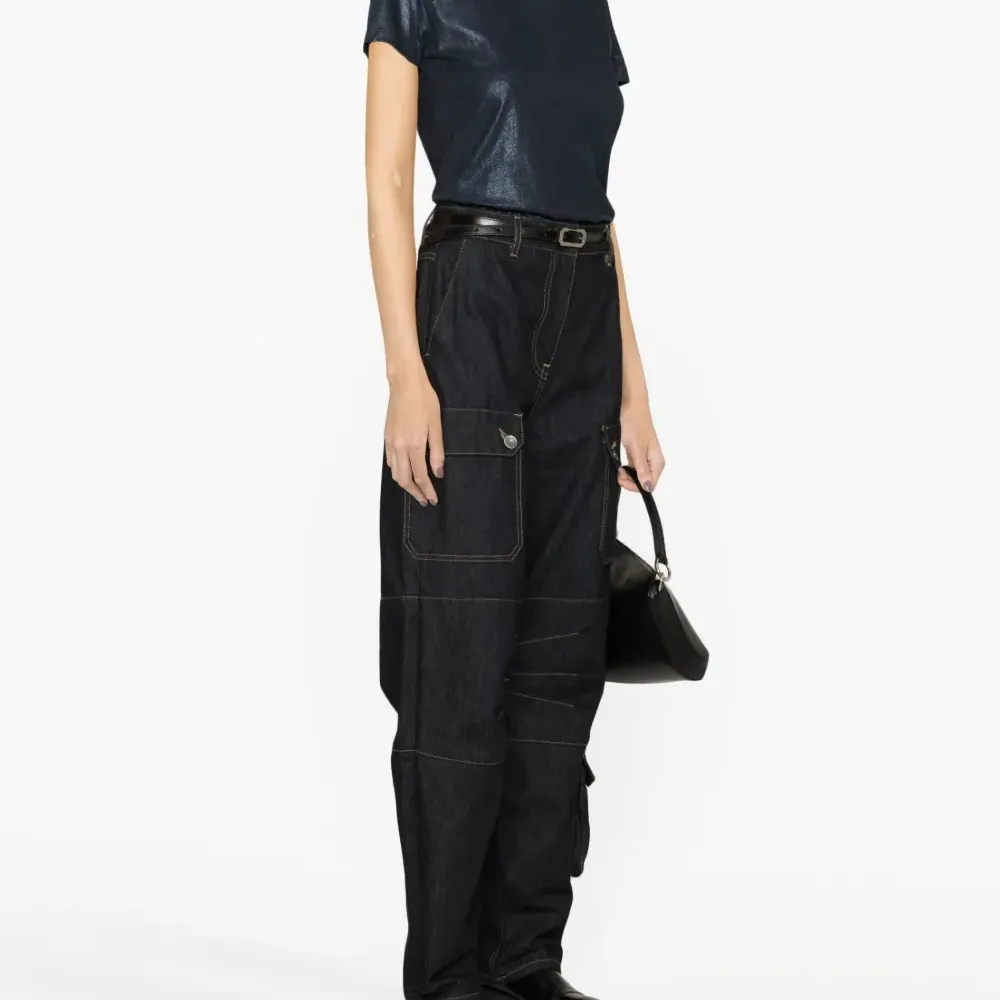 Футболка из ткани ламе Футболка из ткани ламе