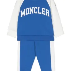 Спортивный костюм с логотипом Спортивный костюм с логотипом