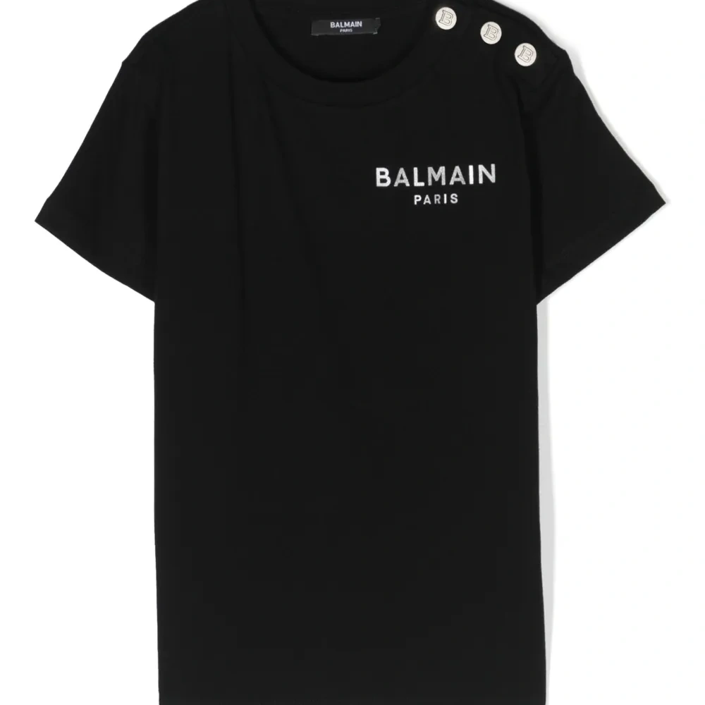 Футболка с логотипом