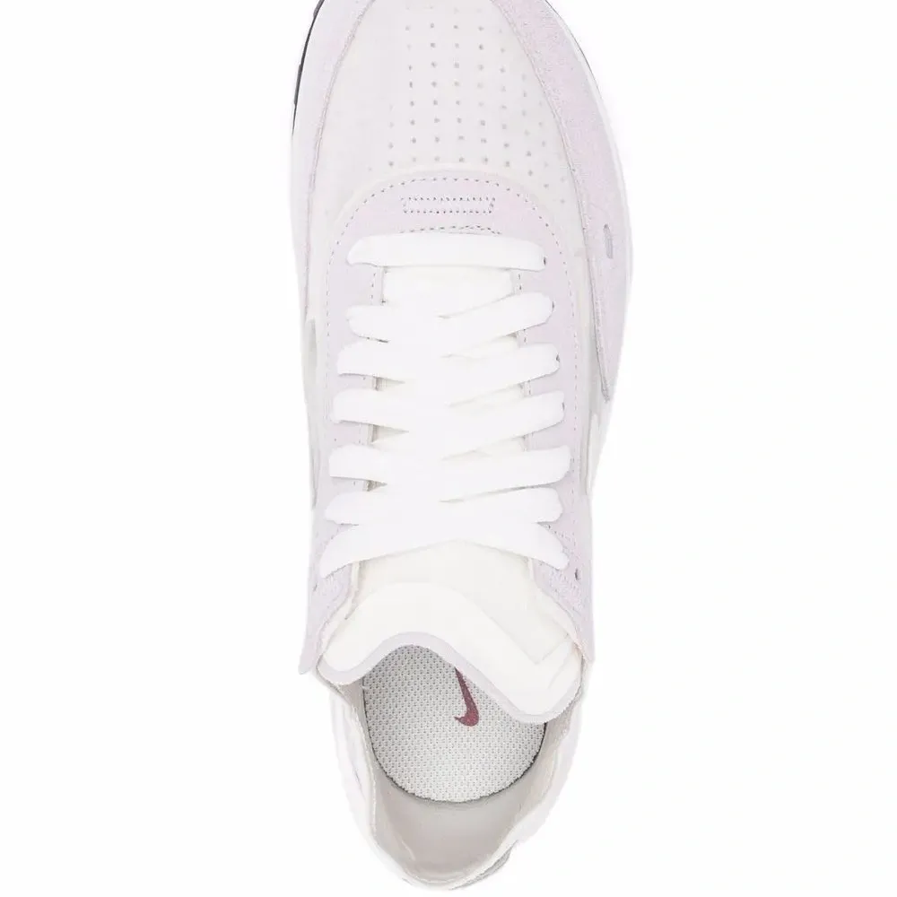 Кроссовки на шнуровке с логотипом