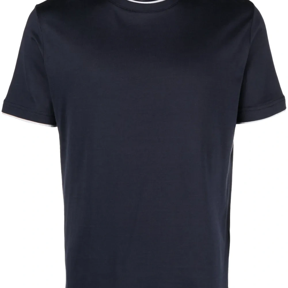 Футболка с круглым вырезом