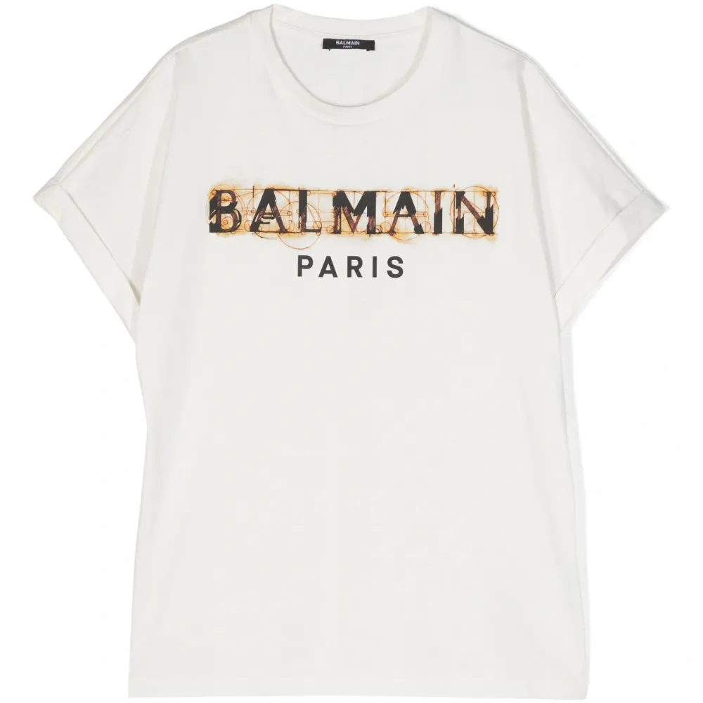 Футболка с логотипом