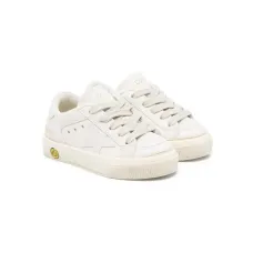 Кроссовки с нашивками Кроссовки с нашивками