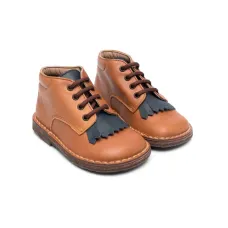 Ботинки на шнуровке