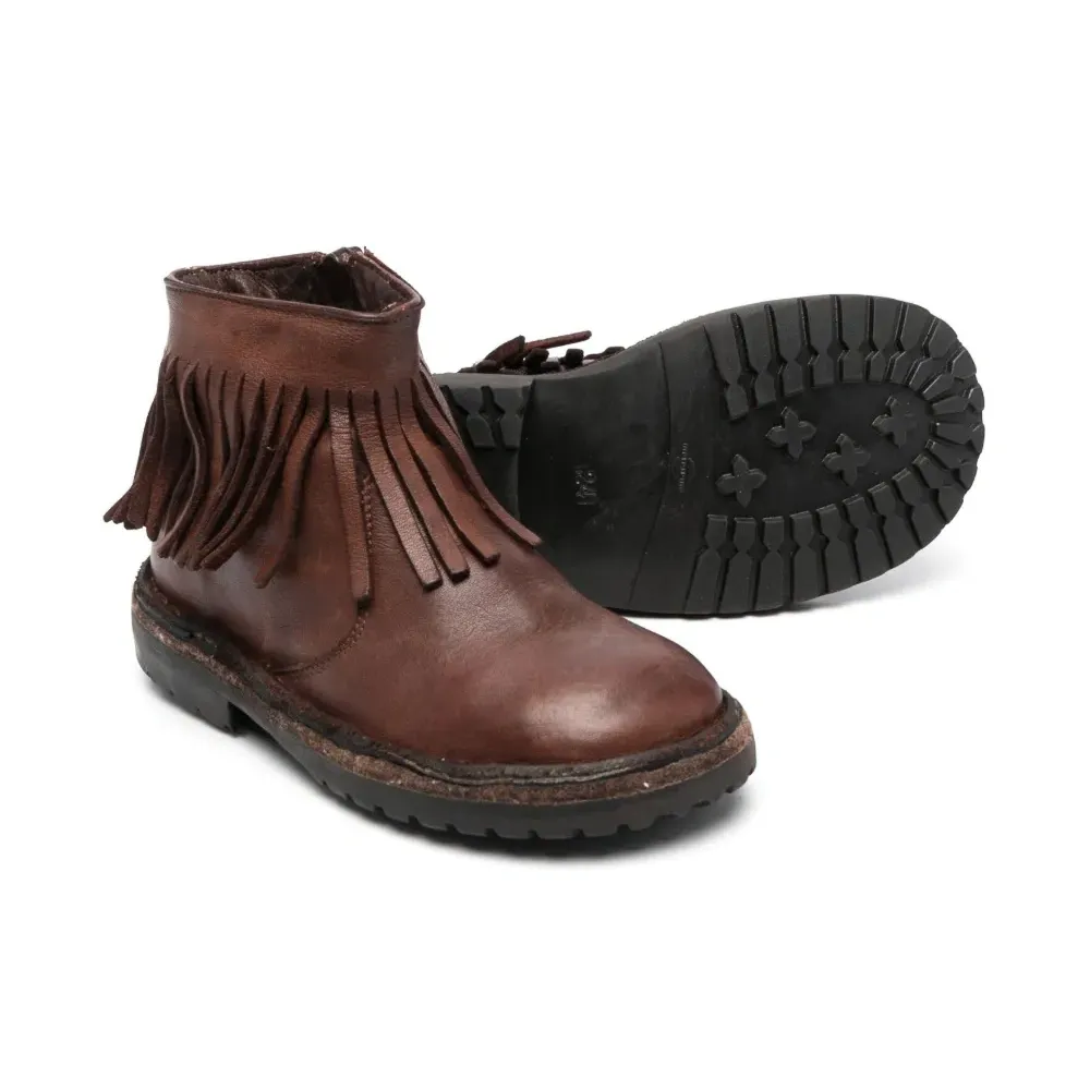 Ботинки с бахромой