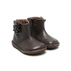 Ботинки с цветочной аппликацией