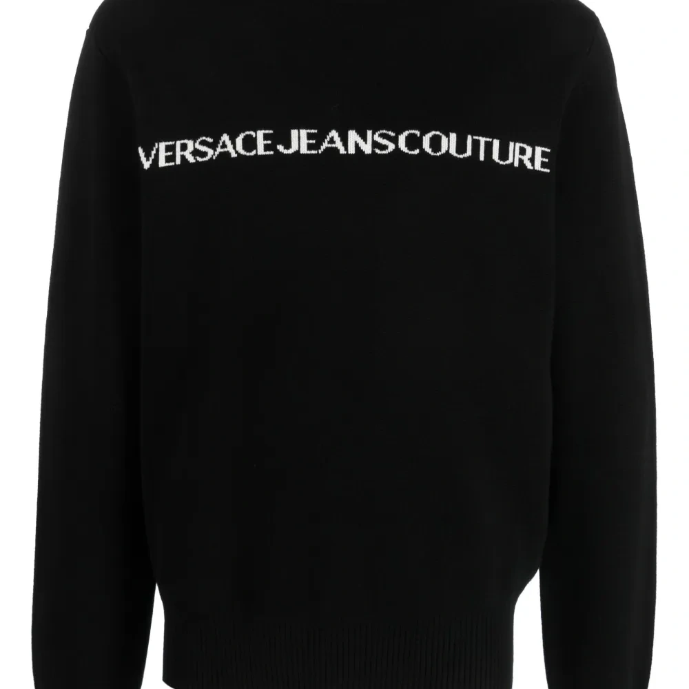 Джемпер с высоким воротником и логотипом