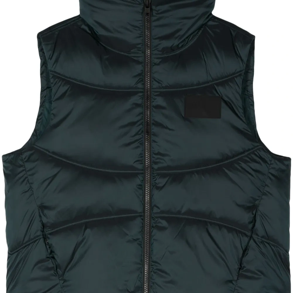 Дутый жилет