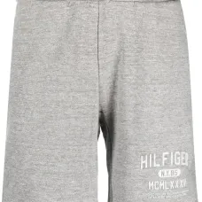 Спортивные шорты с логотипом