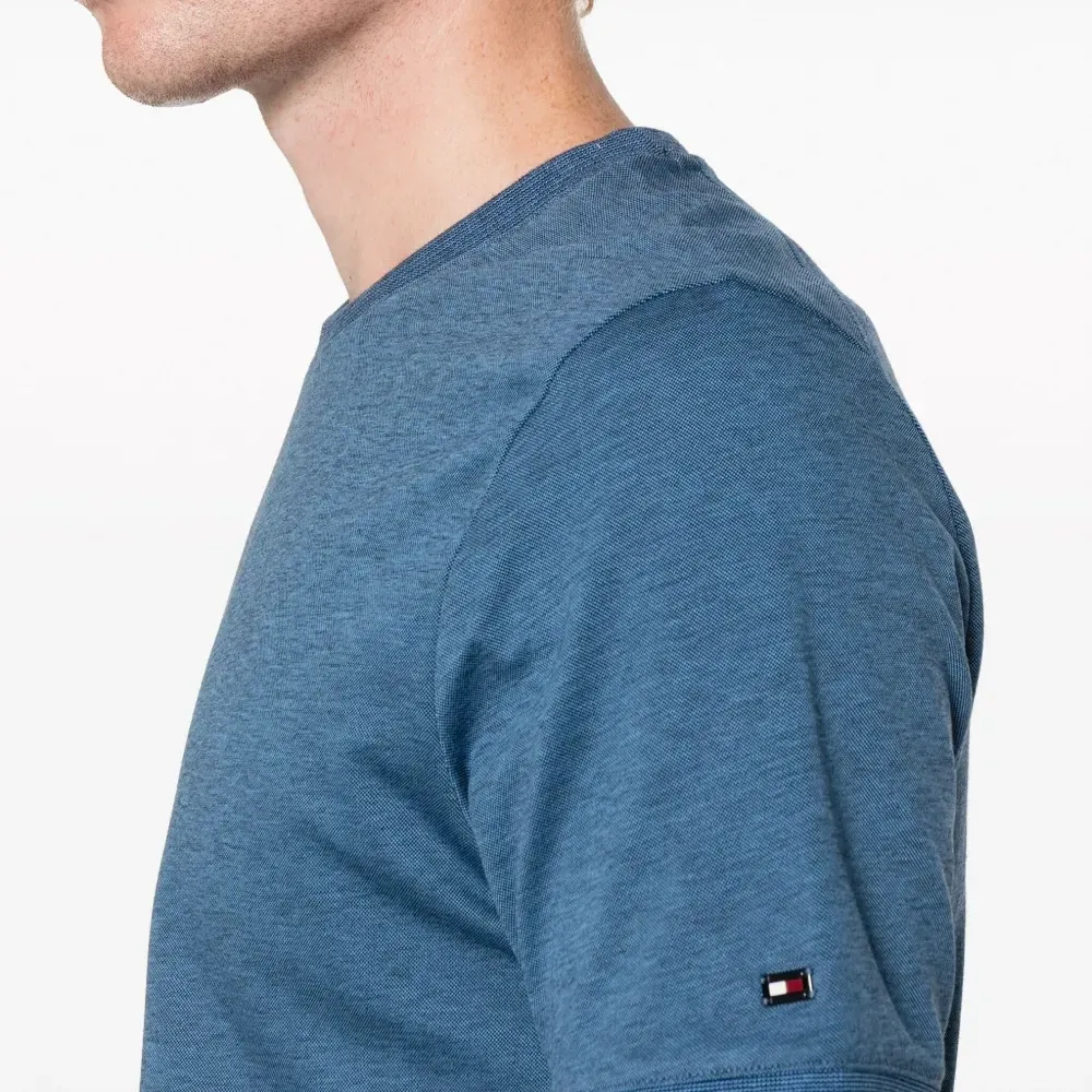 Футболка с вышитым логотипом