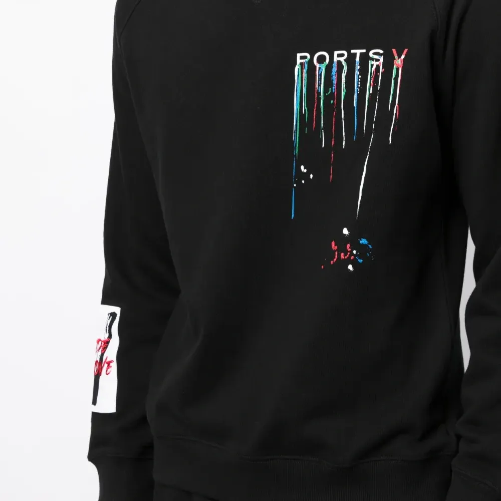 Толстовка с эффектом разбрызганной краски и логотипом