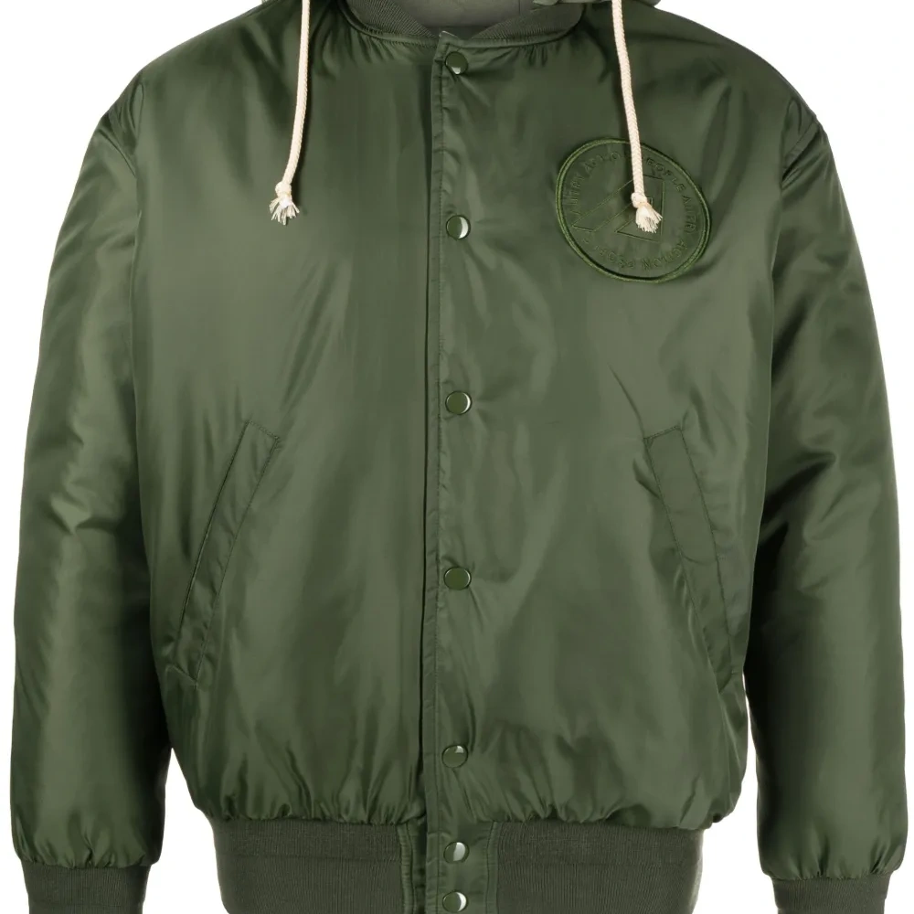 Бомбер с нашивкой-логотипом