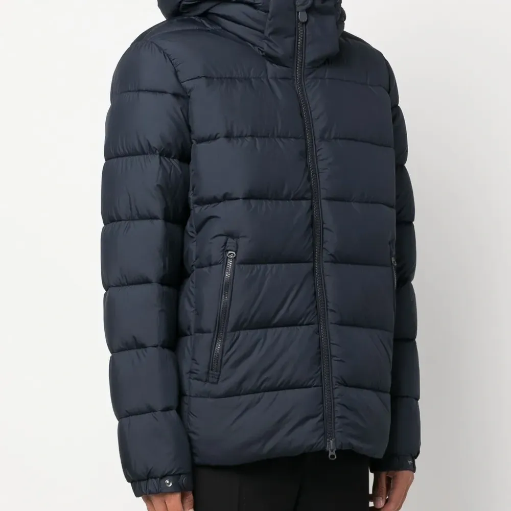 Пуховик на молнии