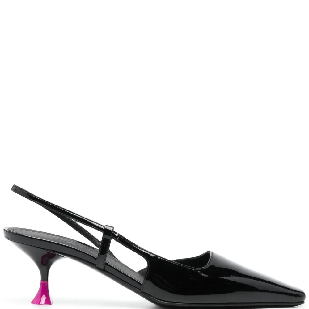 Туфли с ремешком на пятке