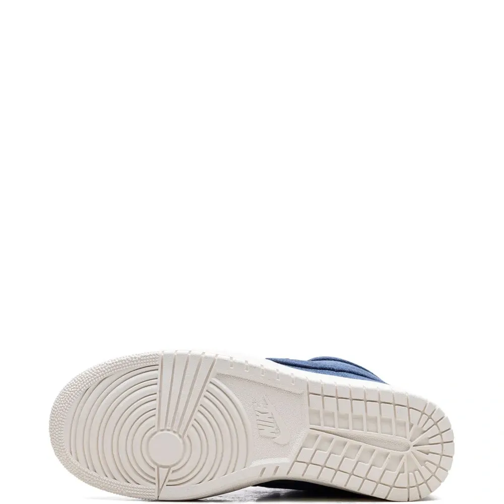 Кроссовки Air Ship Bold Berry