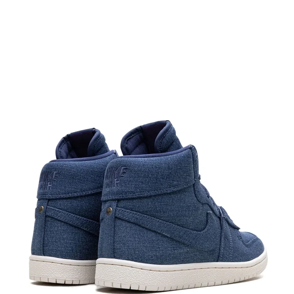 Кроссовки Air Ship Bold Berry