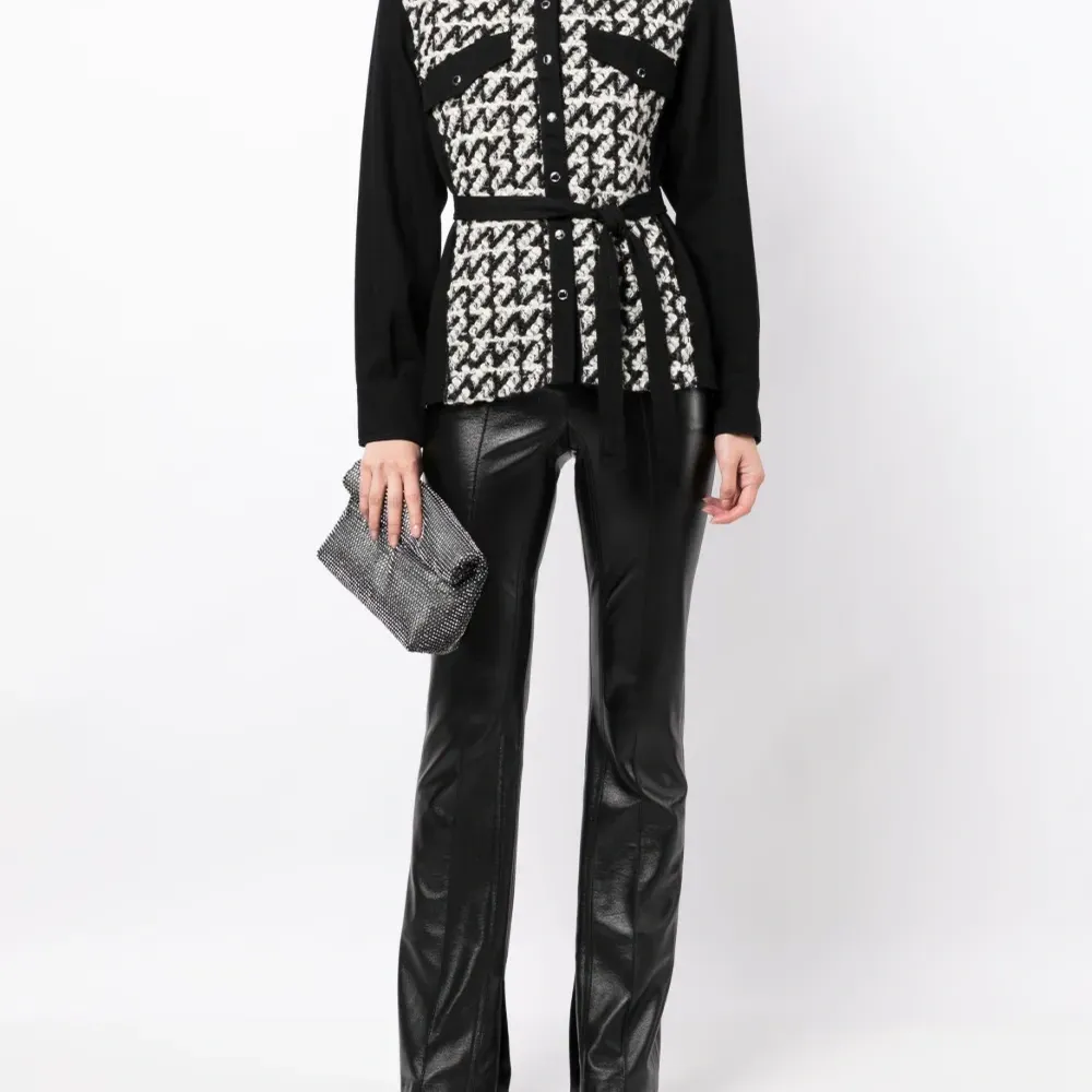 Рубашка из букле с завязками