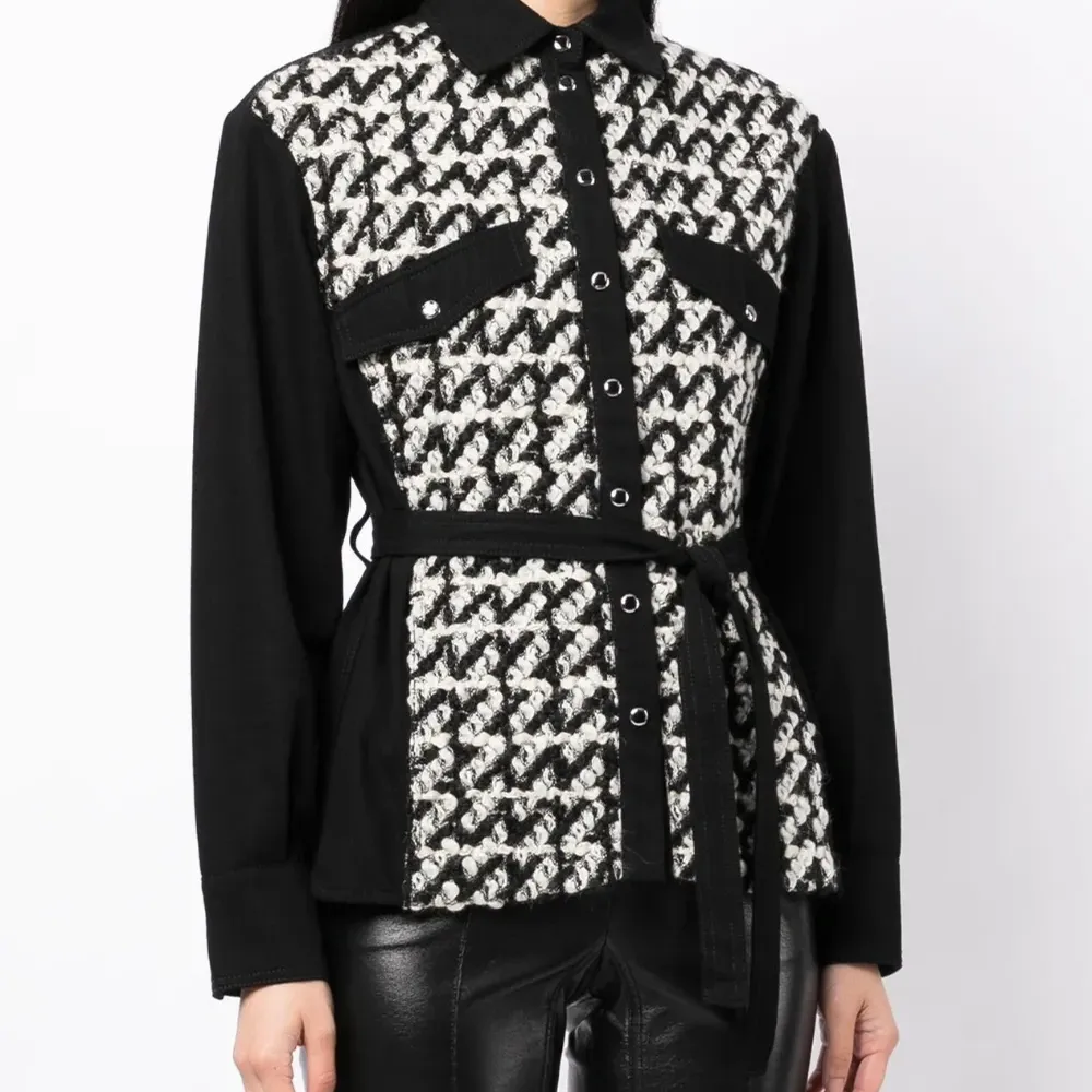 Рубашка из букле с завязками