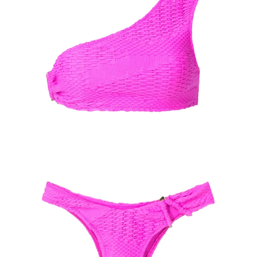 Бикини с открытыми плечами