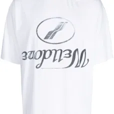 Футболка с логотипом